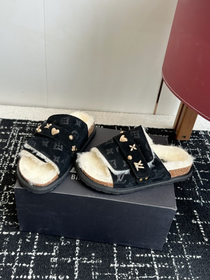L0VT SANDAL