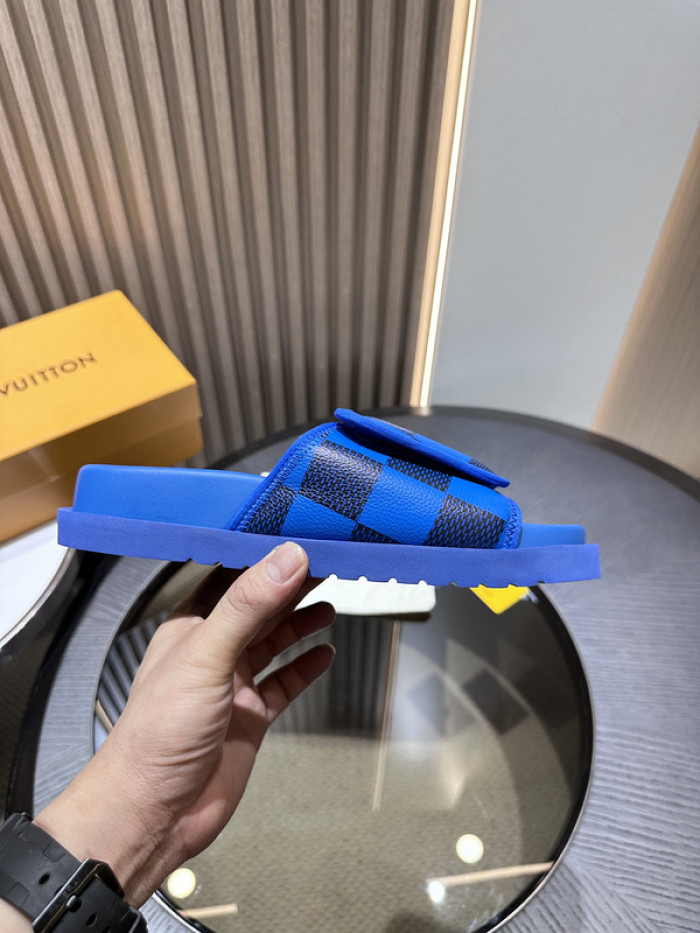 L0VT SANDAL