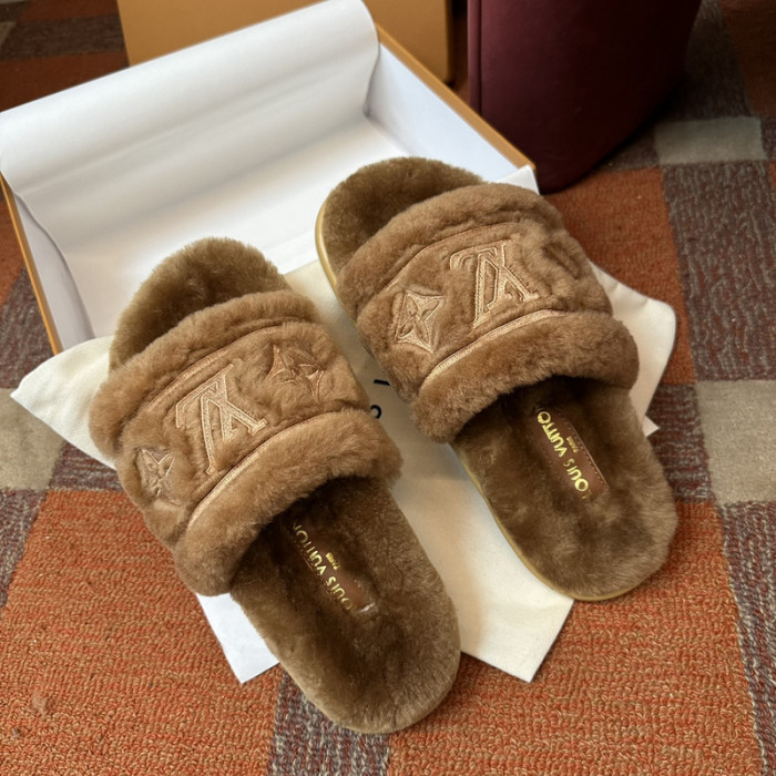 L0VT SANDAL