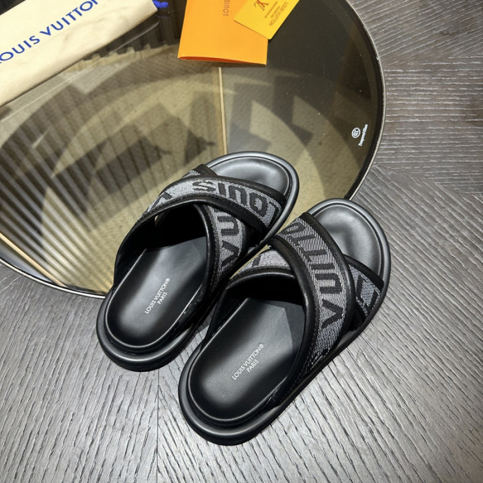 L0VT SANDAL