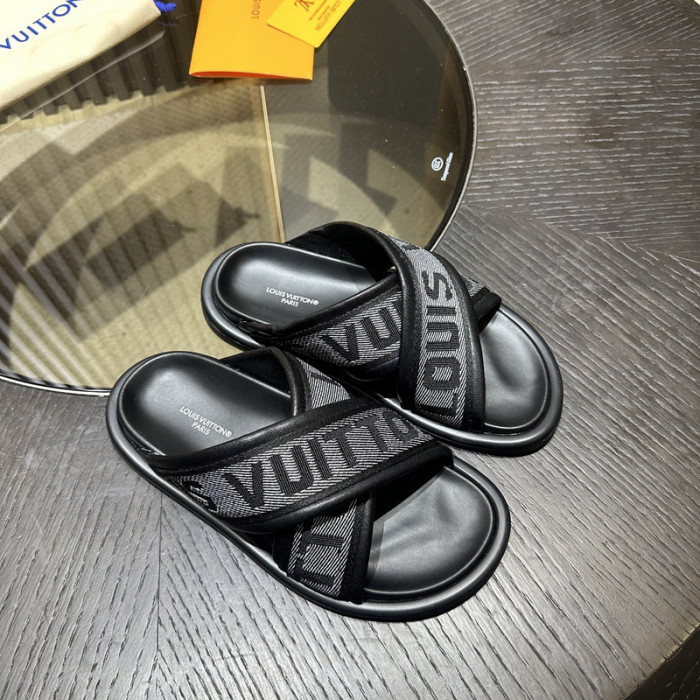 L0VT SANDAL