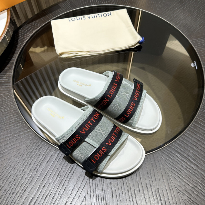 L0VT SANDAL