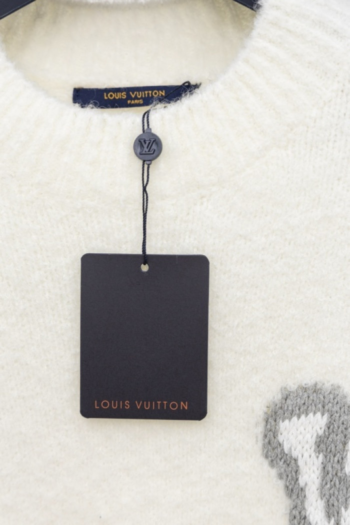 L0VT SHIRT