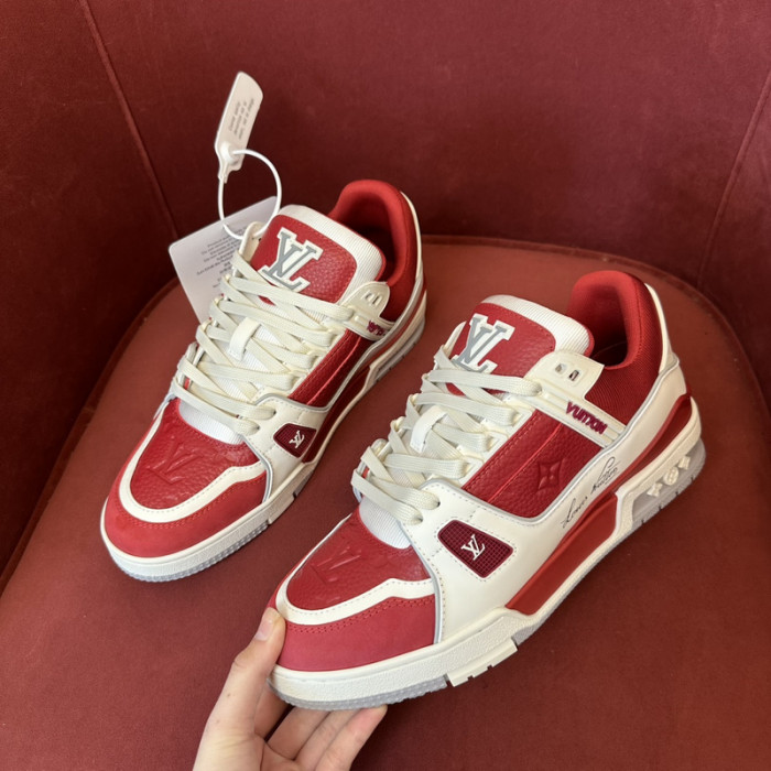 L0VT SNEAKER