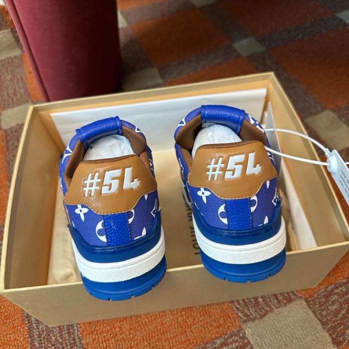 L0VT SNEAKER
