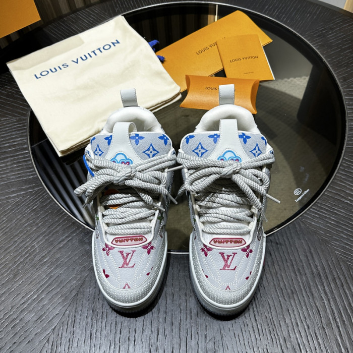 L0VT SNEAKER