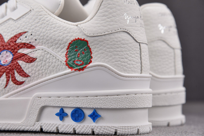L0VT SNEAKER