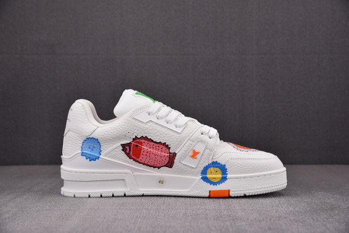 L0VT SNEAKER