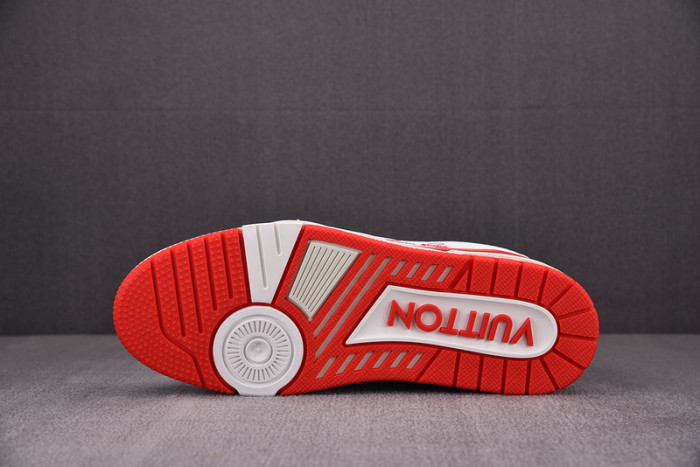 L0VT SNEAKER