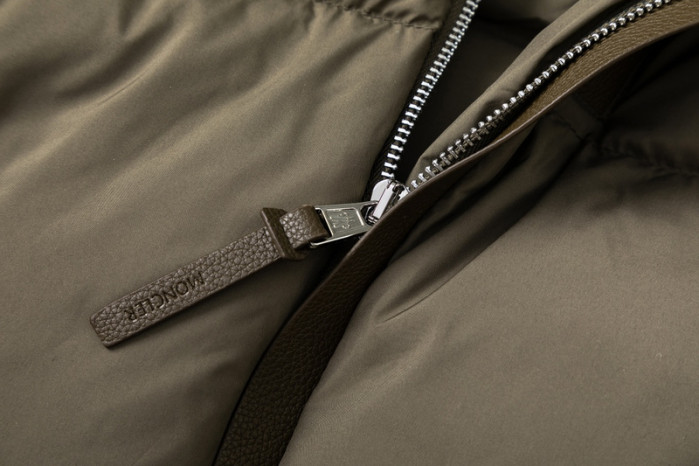 M0*C1ER DOWN JACKET