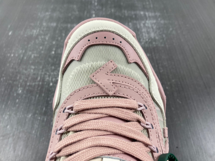 OFW SNEAKER