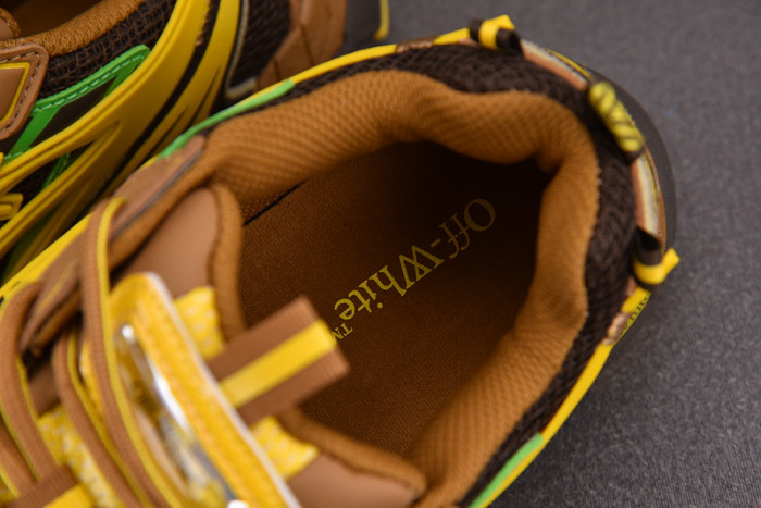 OFW SNEAKER