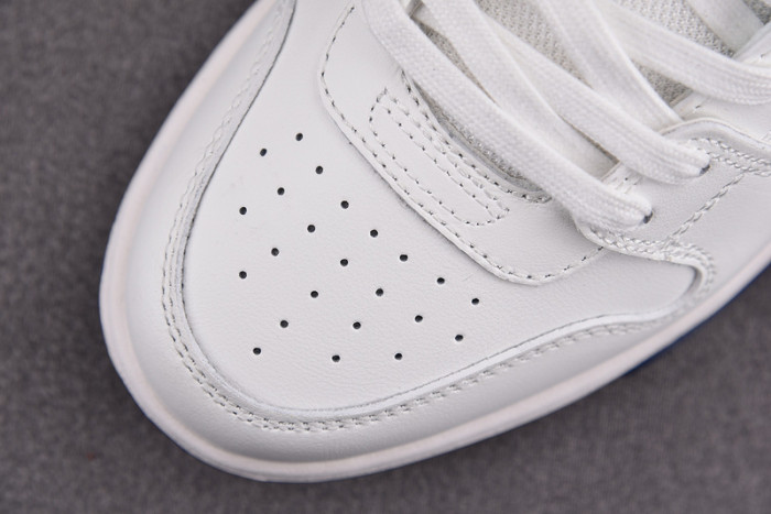 OFW SNEAKER