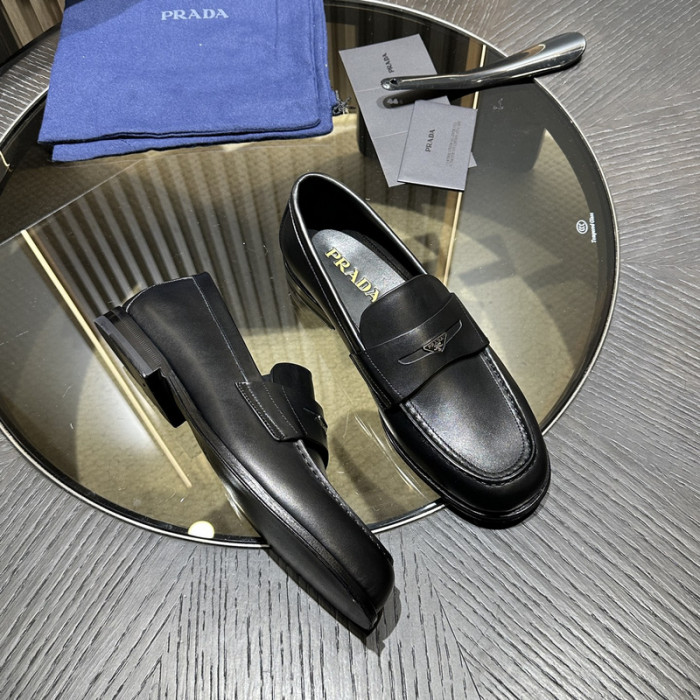 PRAD SNEAKER