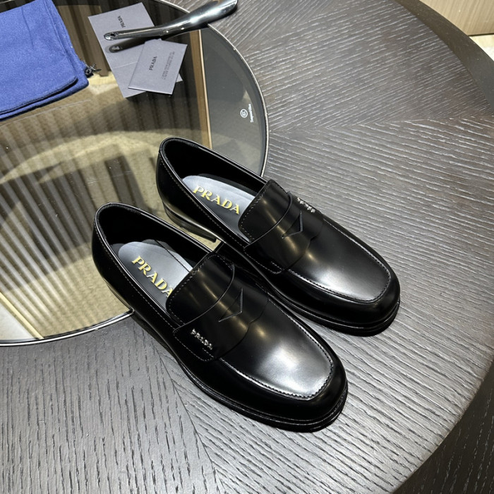 PRAD SNEAKER
