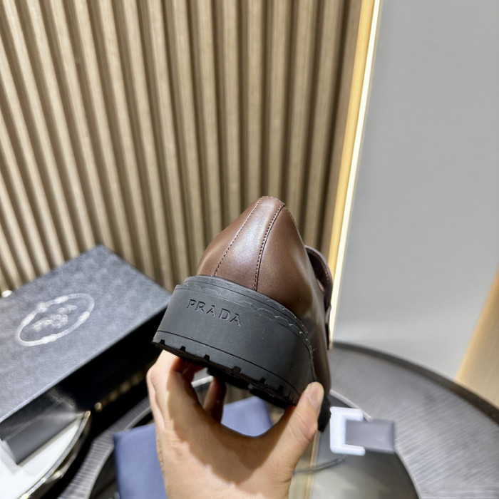 PRAD SNEAKER
