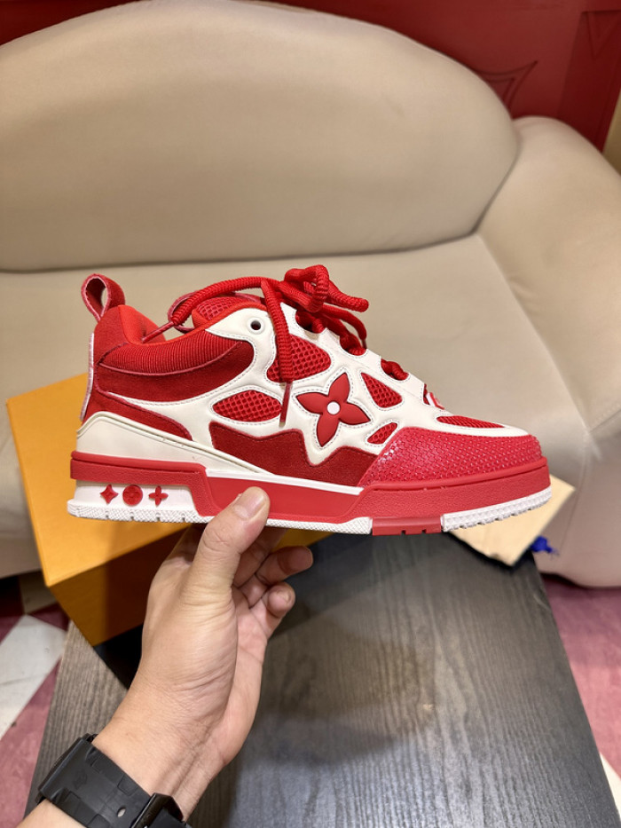 L0VT SNEAKER