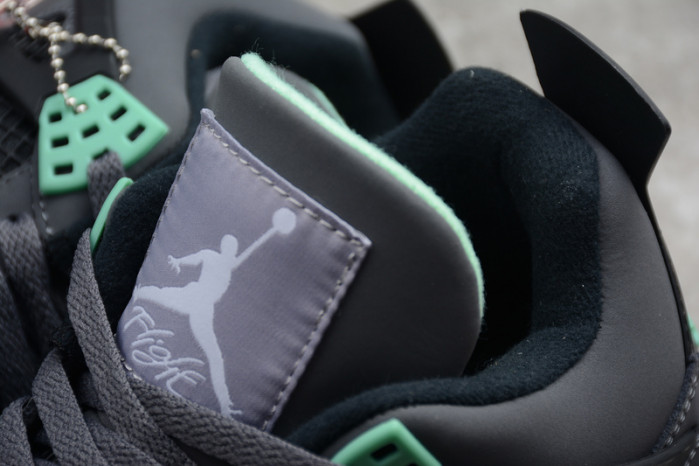 Air Jordan 4 Retro Green Glow      308497-033