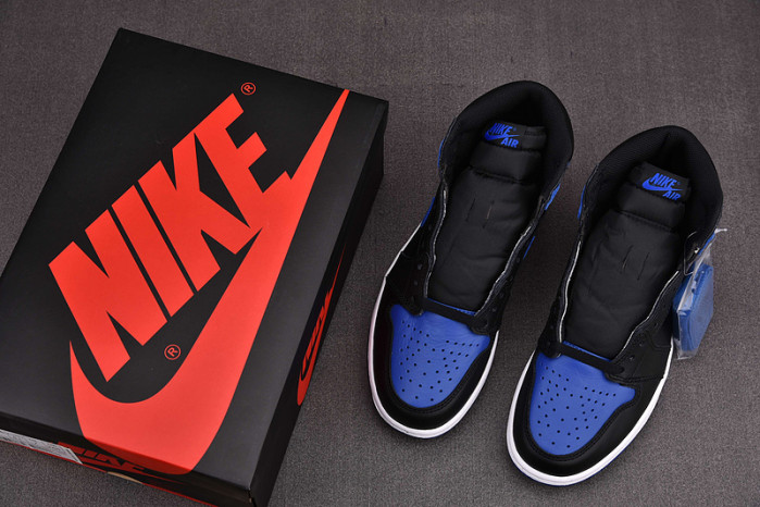 AIR JORDAN 1 RETRO HIGH OG 2017 ROYAL BLUE 555088-007